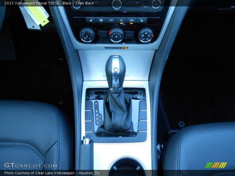 Black / Titan Black 2013 Volkswagen Passat TDI SE