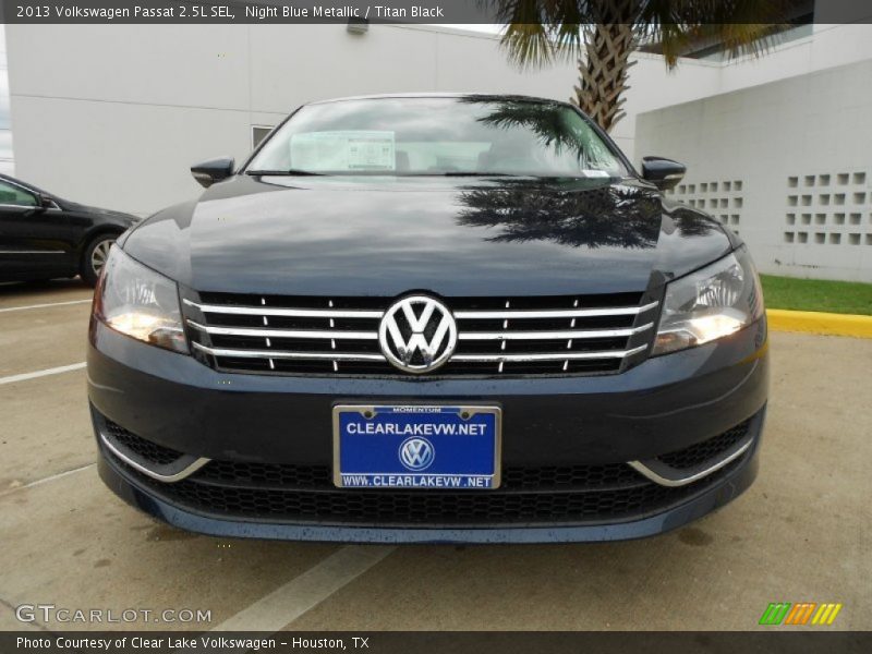 Night Blue Metallic / Titan Black 2013 Volkswagen Passat 2.5L SEL