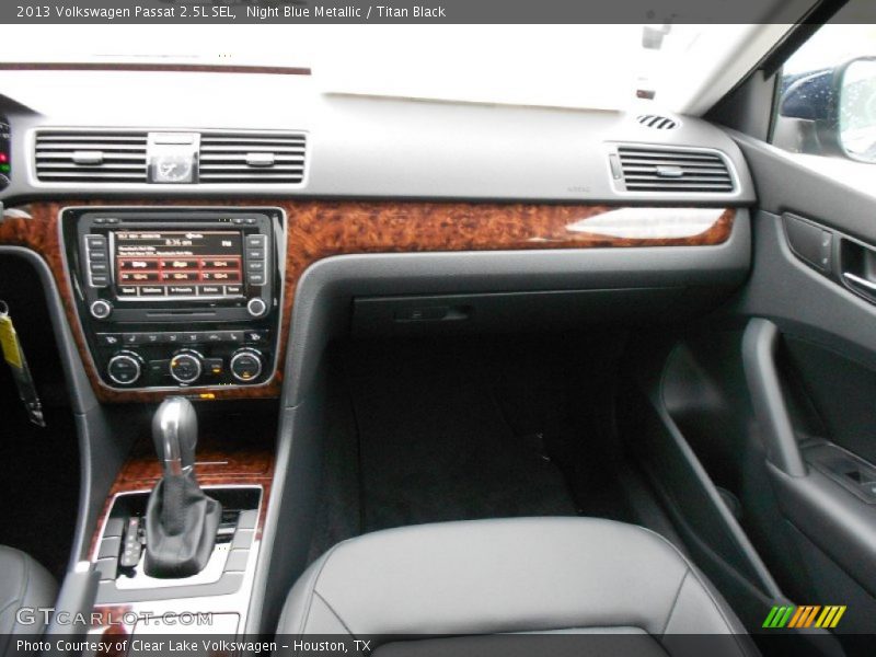 Night Blue Metallic / Titan Black 2013 Volkswagen Passat 2.5L SEL