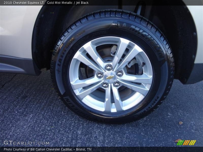 Gold Mist Metallic / Jet Black 2010 Chevrolet Equinox LT