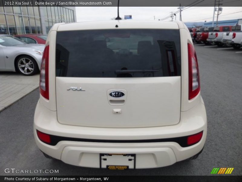 Dune Beige / Sand/Black Houndstooth Cloth 2012 Kia Soul !