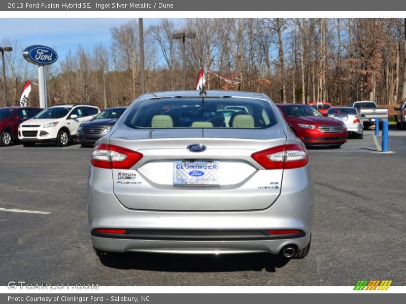 Ingot Silver Metallic / Dune 2013 Ford Fusion Hybrid SE