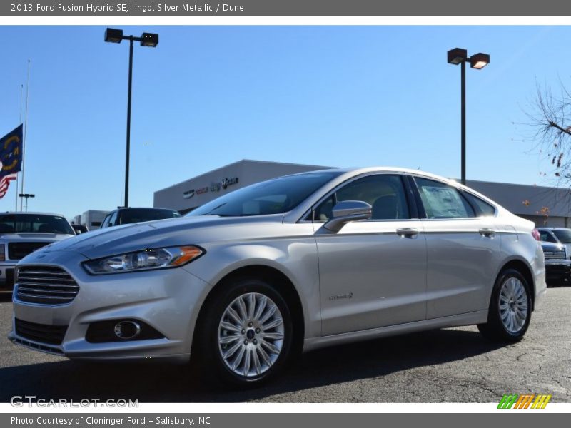 Ingot Silver Metallic / Dune 2013 Ford Fusion Hybrid SE