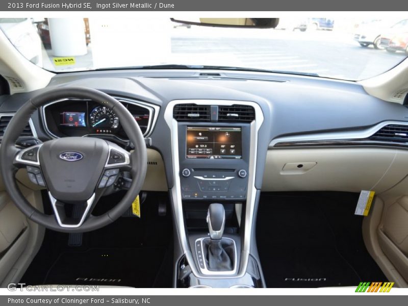 Dashboard of 2013 Fusion Hybrid SE