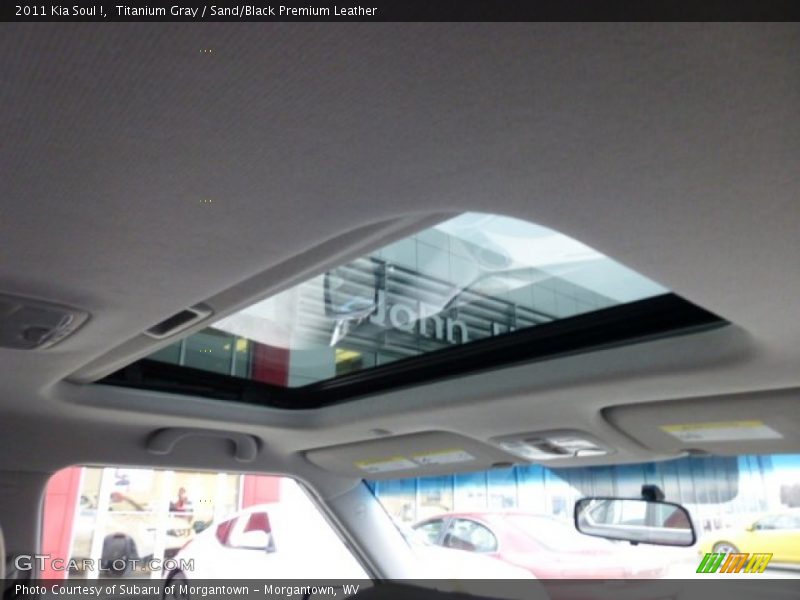 Titanium Gray / Sand/Black Premium Leather 2011 Kia Soul !