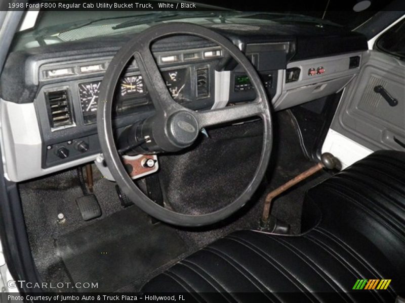 White / Black 1998 Ford F800 Regular Cab Utility Bucket Truck