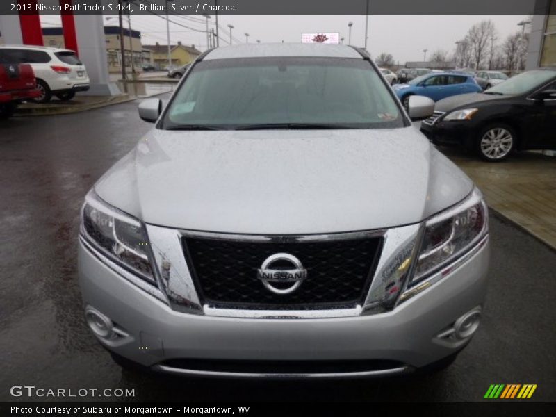 Brilliant Silver / Charcoal 2013 Nissan Pathfinder S 4x4
