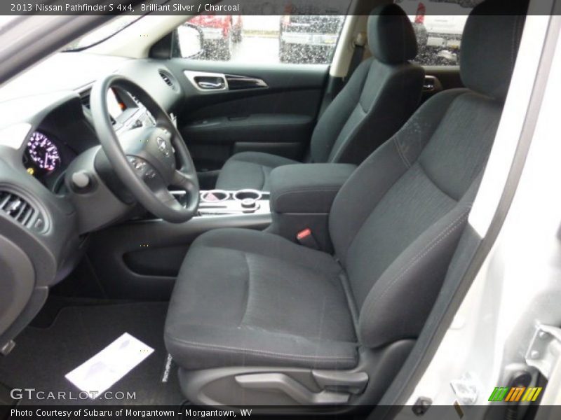 Brilliant Silver / Charcoal 2013 Nissan Pathfinder S 4x4
