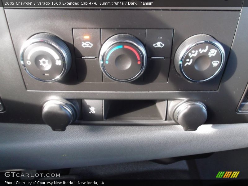 Summit White / Dark Titanium 2009 Chevrolet Silverado 1500 Extended Cab 4x4