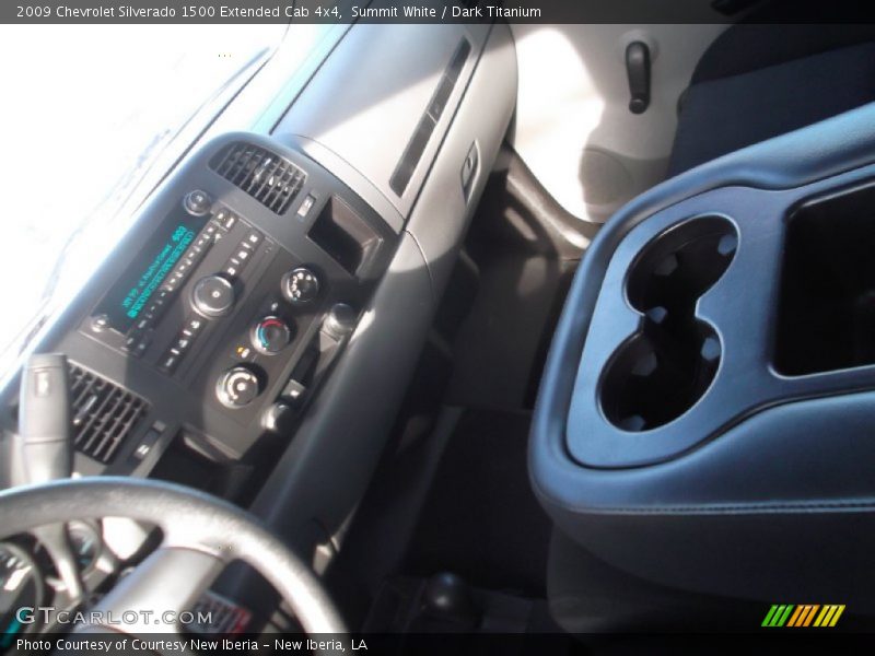 Summit White / Dark Titanium 2009 Chevrolet Silverado 1500 Extended Cab 4x4