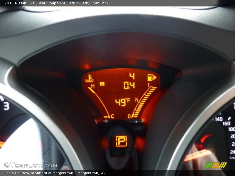 Sapphire Black / Black/Silver Trim 2013 Nissan Juke S AWD
