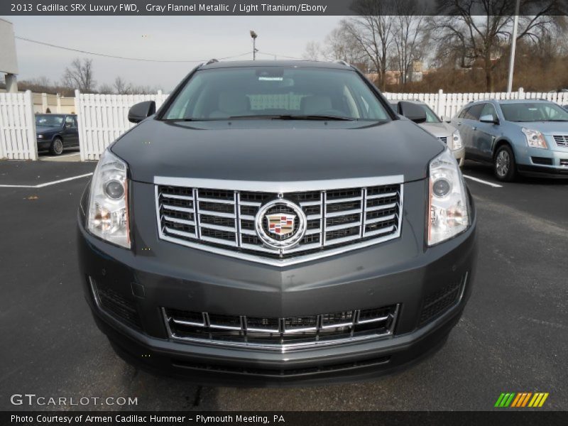 Gray Flannel Metallic / Light Titanium/Ebony 2013 Cadillac SRX Luxury FWD