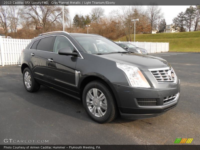 Gray Flannel Metallic / Light Titanium/Ebony 2013 Cadillac SRX Luxury FWD