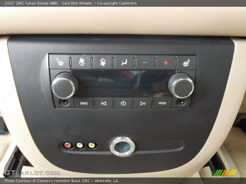 Gold Mist Metallic / Cocoa/Light Cashmere 2007 GMC Yukon Denali AWD