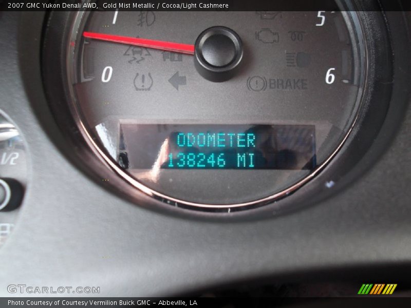 Gold Mist Metallic / Cocoa/Light Cashmere 2007 GMC Yukon Denali AWD