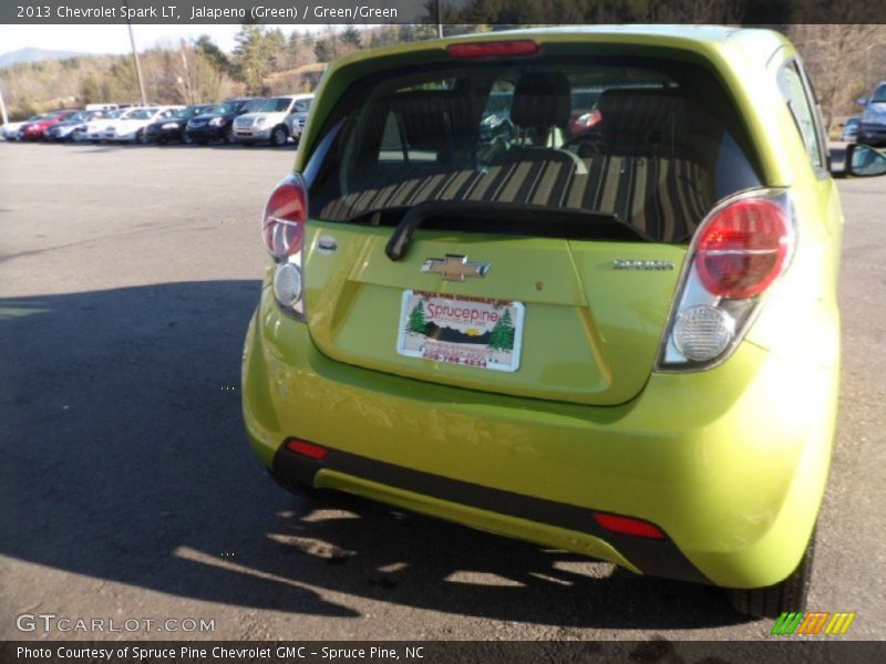 Jalapeno (Green) / Green/Green 2013 Chevrolet Spark LT
