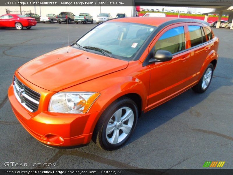 Mango Tango Pearl / Dark Slate Gray 2011 Dodge Caliber Mainstreet