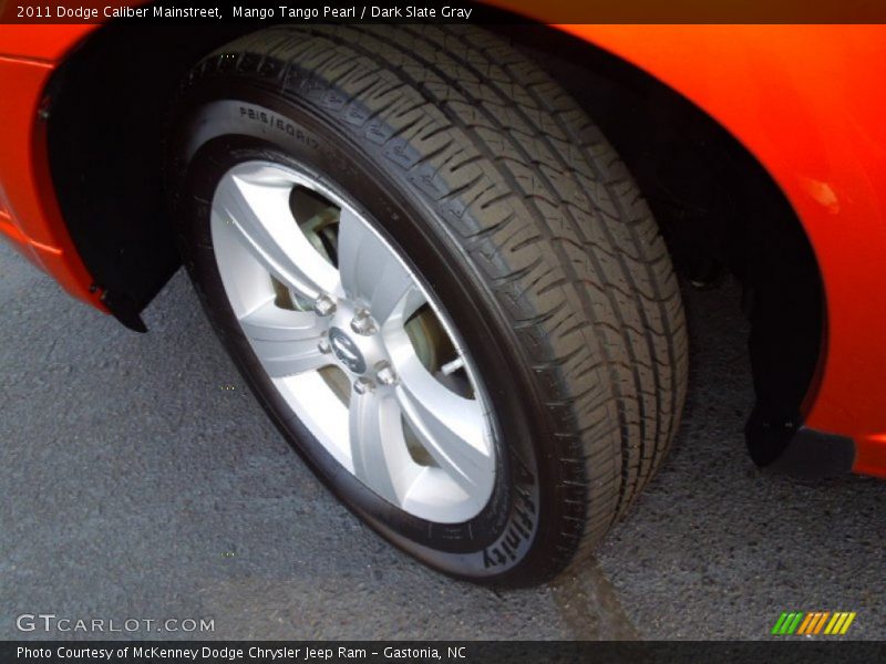 Mango Tango Pearl / Dark Slate Gray 2011 Dodge Caliber Mainstreet