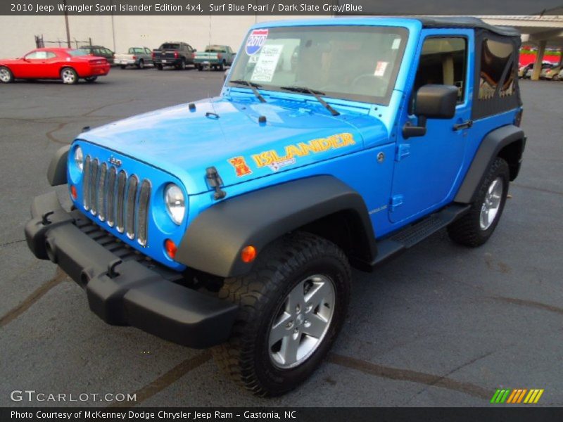Front 3/4 View of 2010 Wrangler Sport Islander Edition 4x4