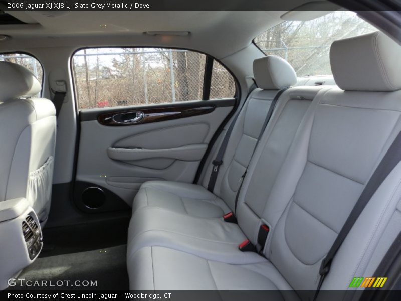 Rear Seat of 2006 XJ XJ8 L