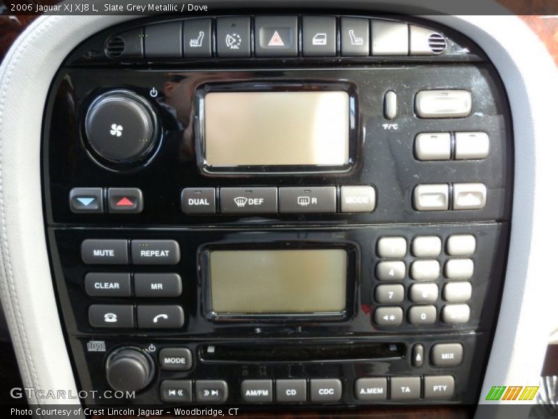 Controls of 2006 XJ XJ8 L