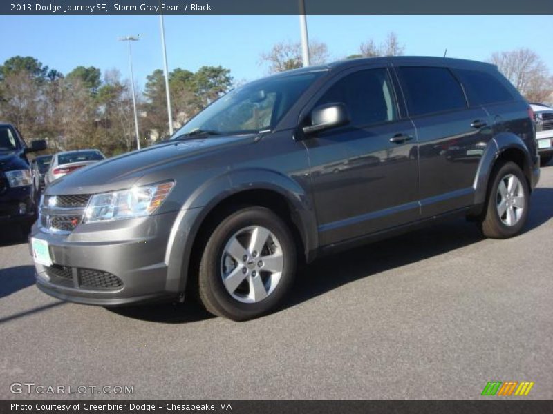 Storm Gray Pearl / Black 2013 Dodge Journey SE