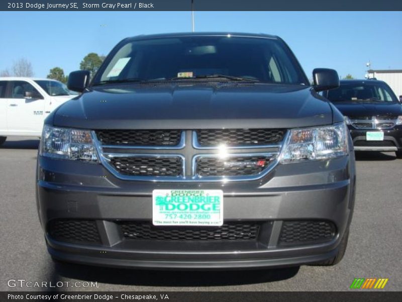 Storm Gray Pearl / Black 2013 Dodge Journey SE