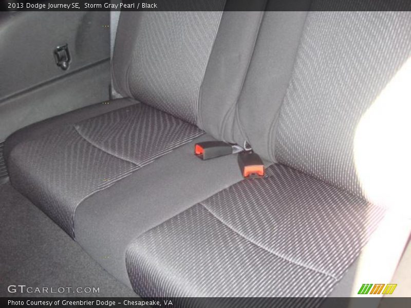 Storm Gray Pearl / Black 2013 Dodge Journey SE