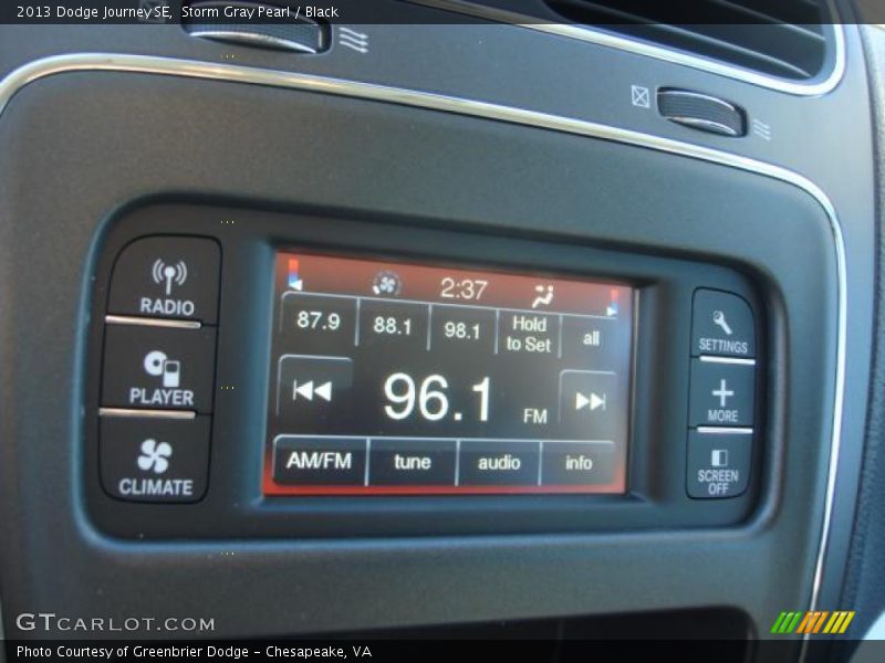 Storm Gray Pearl / Black 2013 Dodge Journey SE
