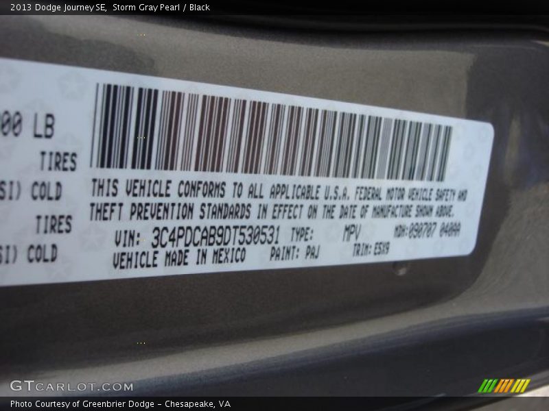 Storm Gray Pearl / Black 2013 Dodge Journey SE