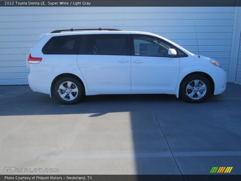 Super White / Light Gray 2013 Toyota Sienna LE