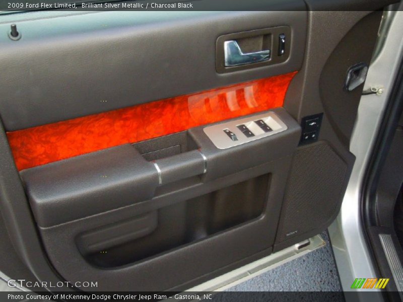 Brilliant Silver Metallic / Charcoal Black 2009 Ford Flex Limited