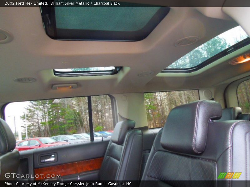 Brilliant Silver Metallic / Charcoal Black 2009 Ford Flex Limited