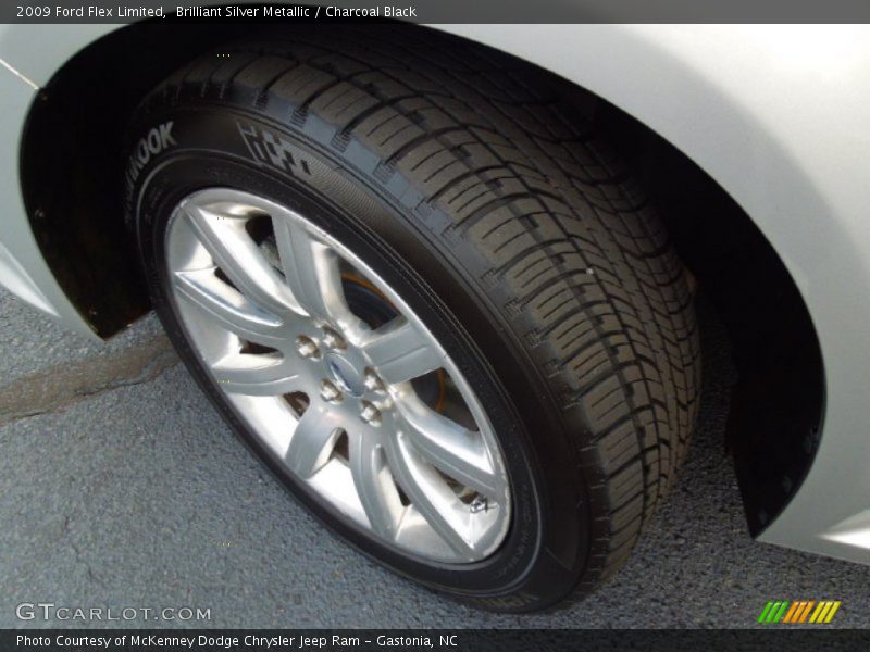 Brilliant Silver Metallic / Charcoal Black 2009 Ford Flex Limited