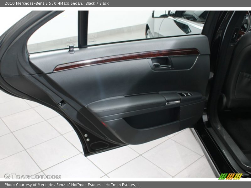 Black / Black 2010 Mercedes-Benz S 550 4Matic Sedan