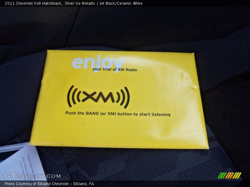 Silver Ice Metallic / Jet Black/Ceramic White 2011 Chevrolet Volt Hatchback
