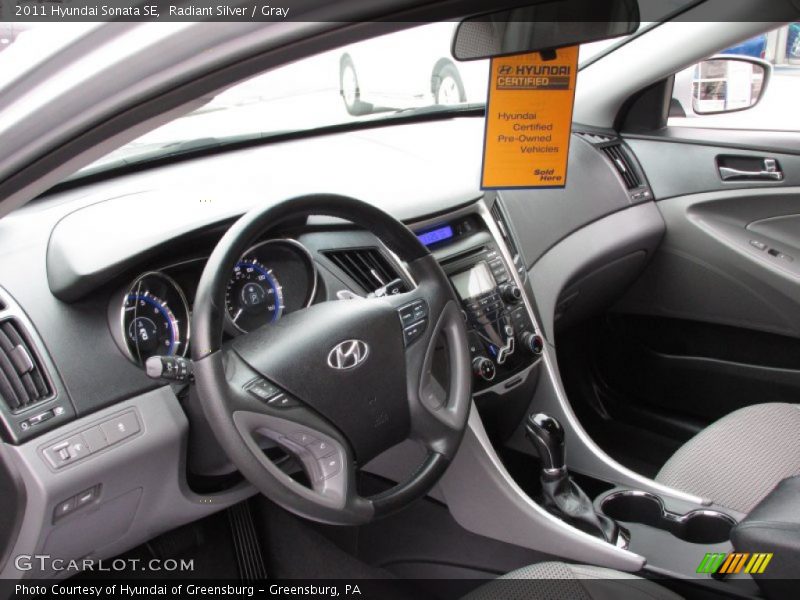 Radiant Silver / Gray 2011 Hyundai Sonata SE