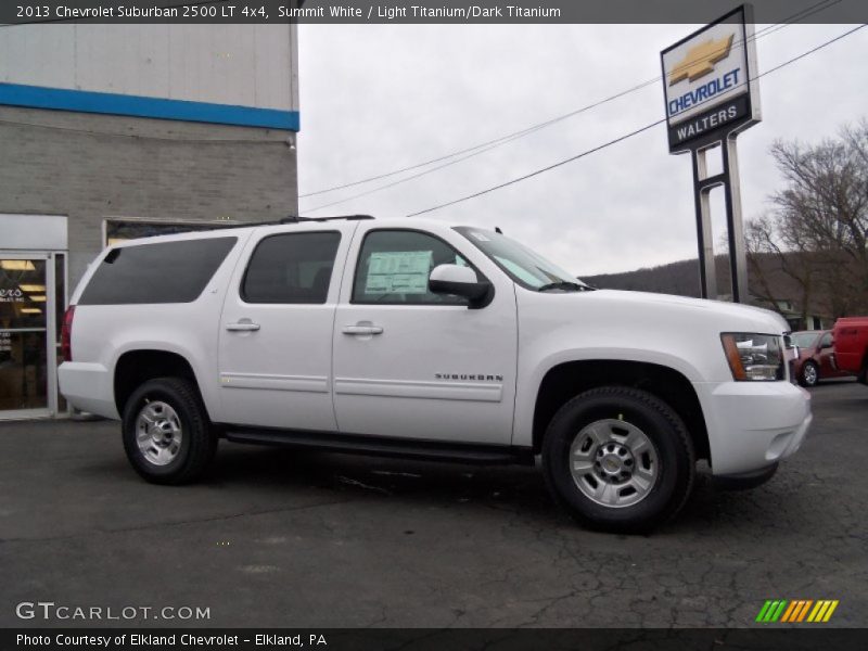 Summit White / Light Titanium/Dark Titanium 2013 Chevrolet Suburban 2500 LT 4x4