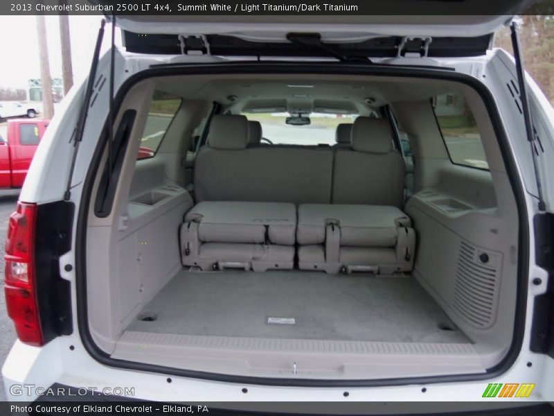  2013 Suburban 2500 LT 4x4 Trunk
