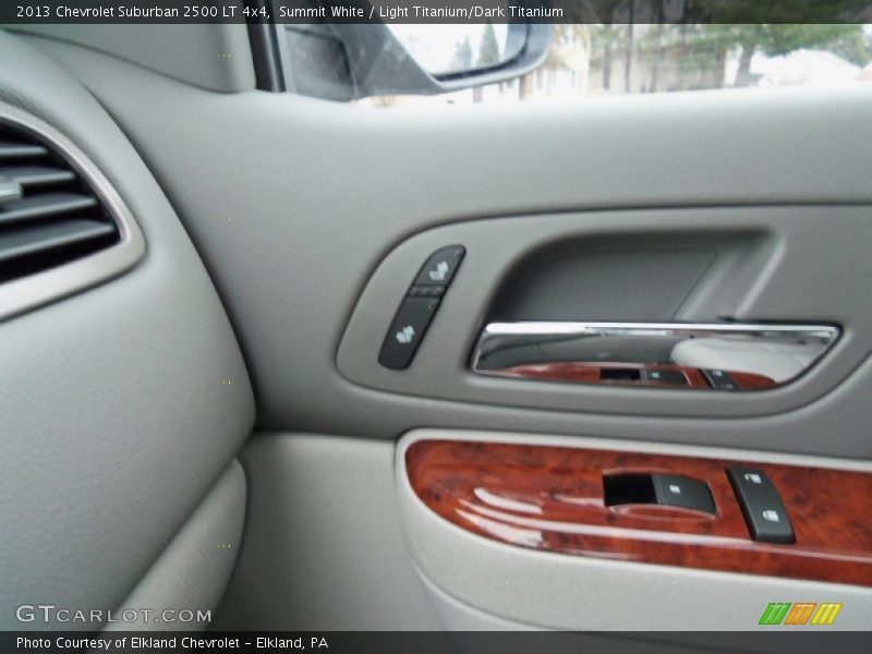 Summit White / Light Titanium/Dark Titanium 2013 Chevrolet Suburban 2500 LT 4x4