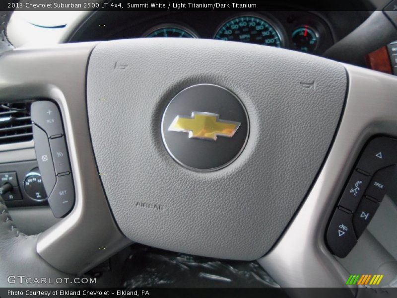 Summit White / Light Titanium/Dark Titanium 2013 Chevrolet Suburban 2500 LT 4x4