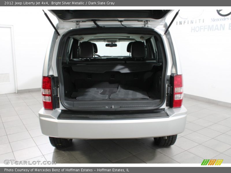 Bright Silver Metallic / Dark Slate Gray 2012 Jeep Liberty Jet 4x4