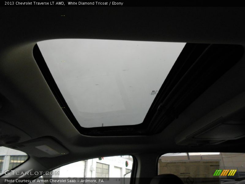 White Diamond Tricoat / Ebony 2013 Chevrolet Traverse LT AWD
