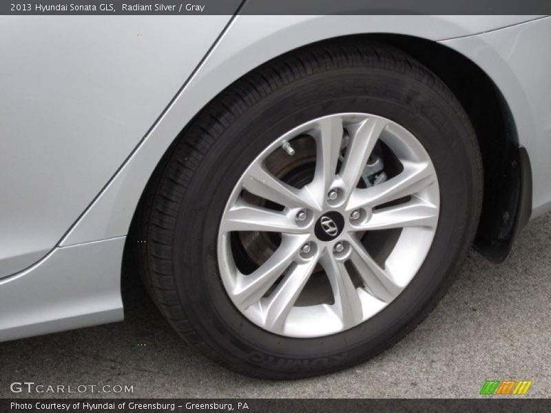 Radiant Silver / Gray 2013 Hyundai Sonata GLS