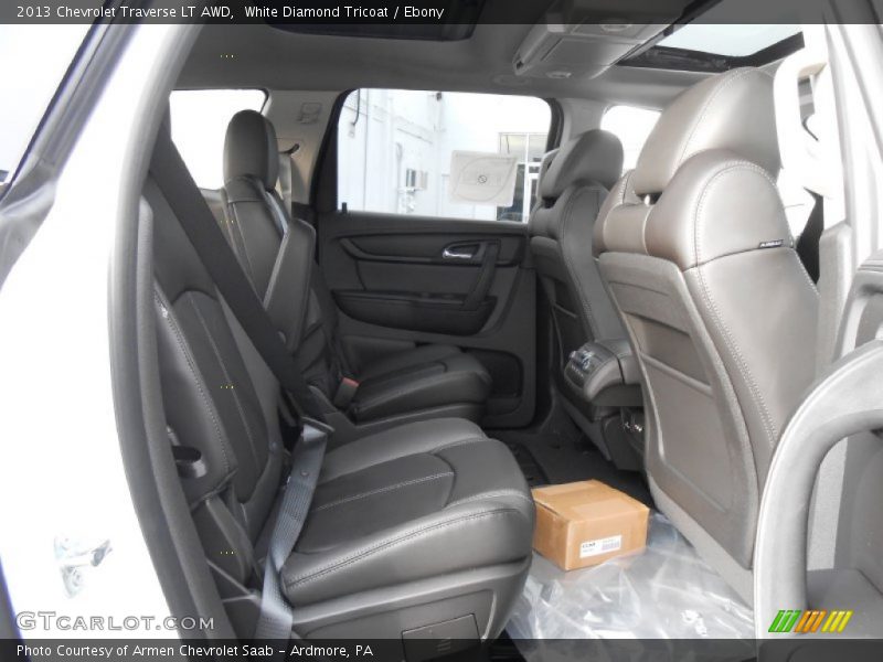 White Diamond Tricoat / Ebony 2013 Chevrolet Traverse LT AWD