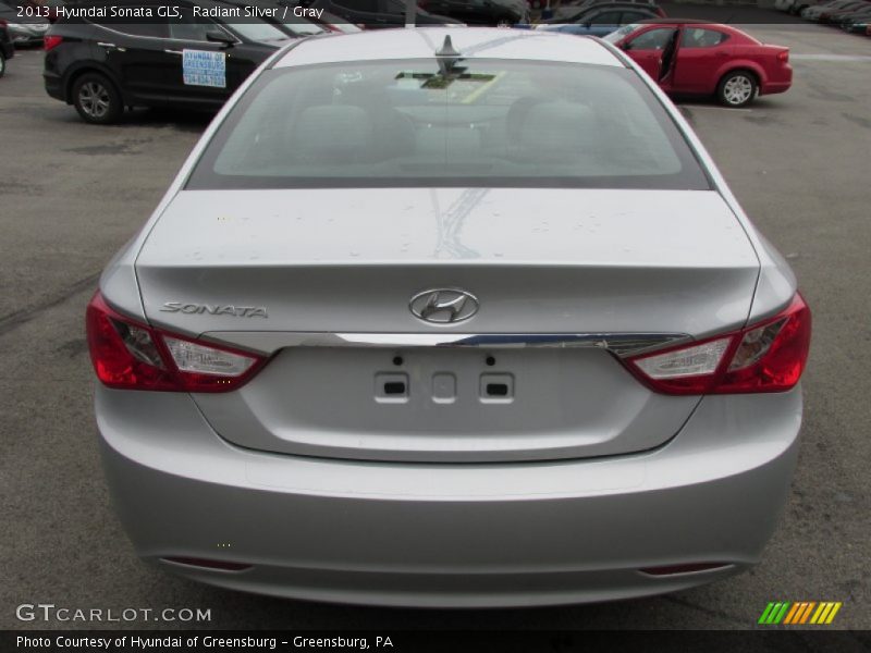 Radiant Silver / Gray 2013 Hyundai Sonata GLS