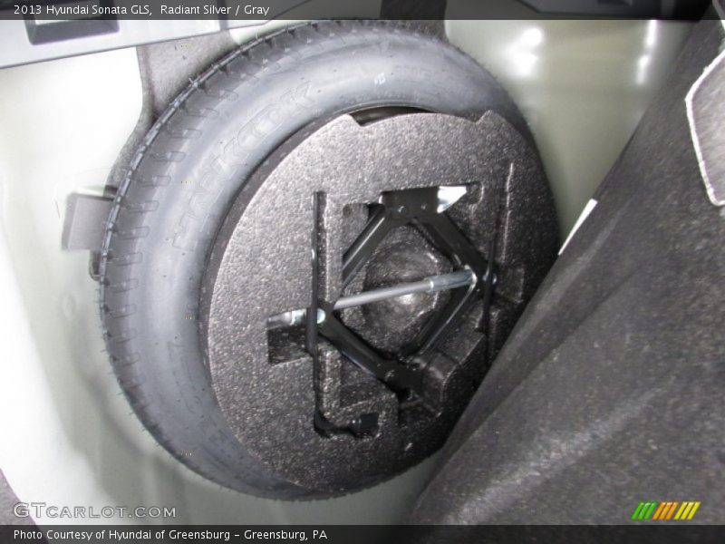 Radiant Silver / Gray 2013 Hyundai Sonata GLS
