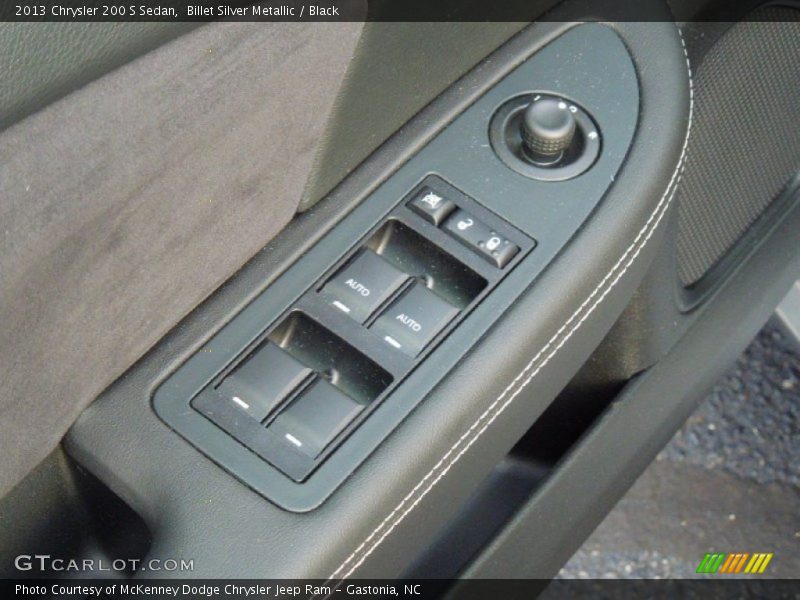 Billet Silver Metallic / Black 2013 Chrysler 200 S Sedan