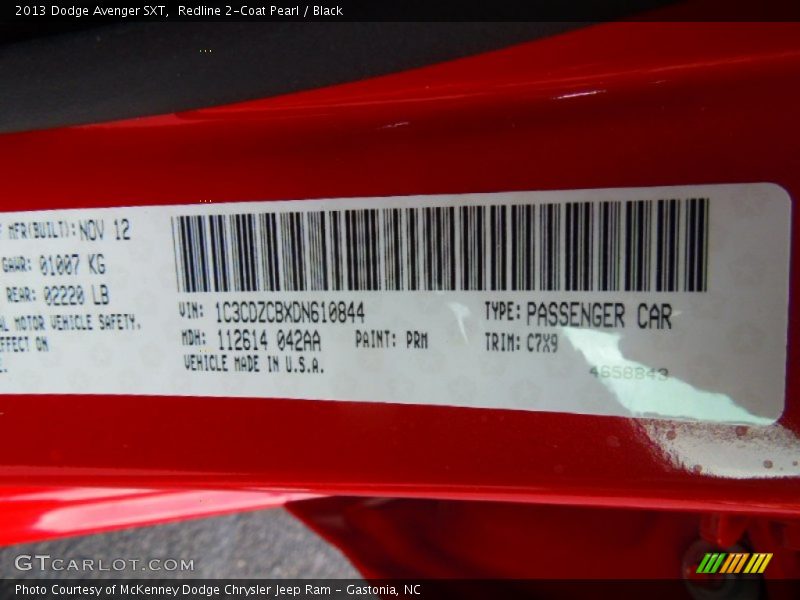 Redline 2-Coat Pearl / Black 2013 Dodge Avenger SXT