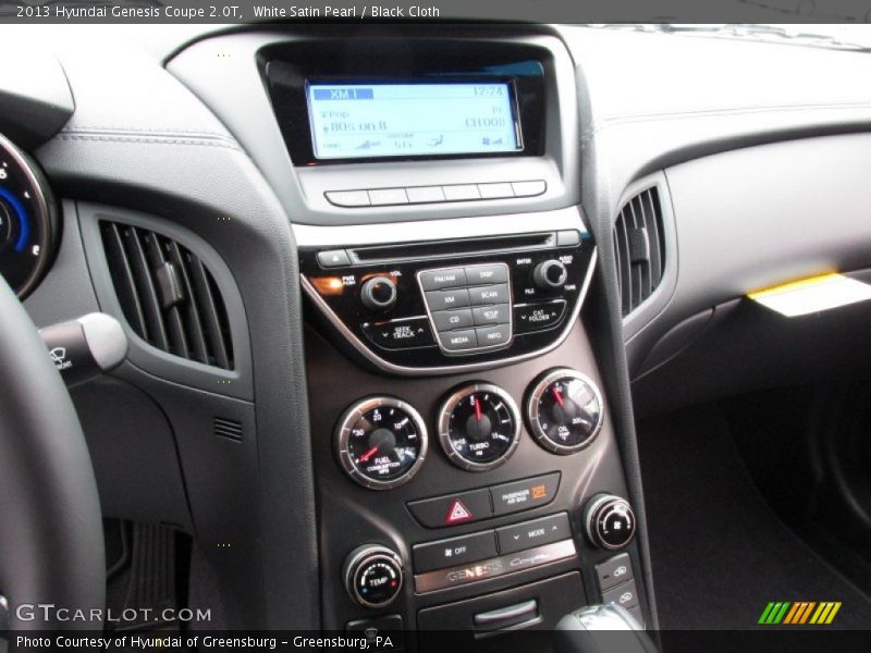Controls of 2013 Genesis Coupe 2.0T